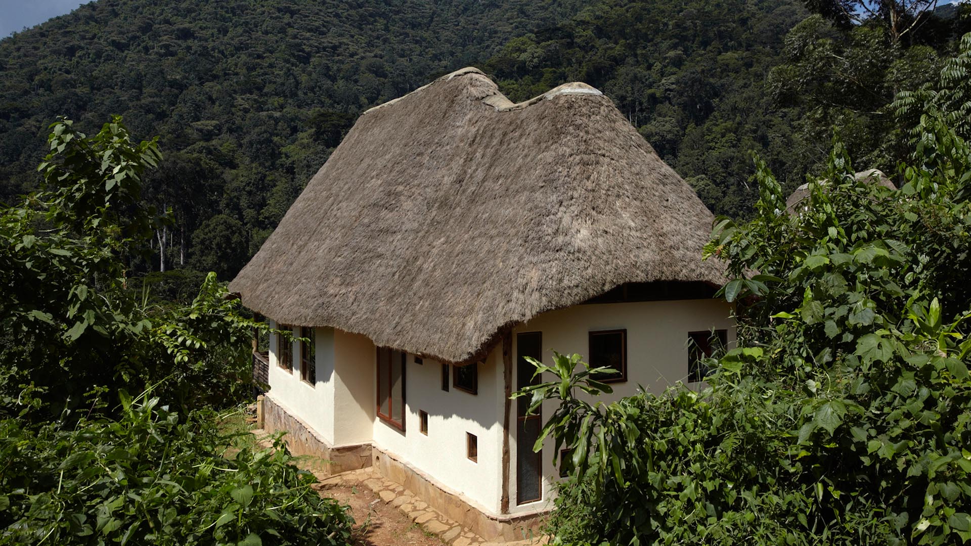 uganda safari lodges